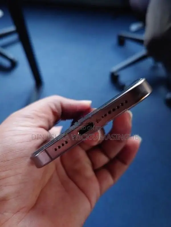 Apple iPhone 16 Pro Max (Used)