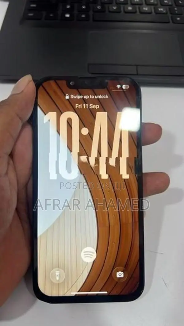Apple iPhone 13 (Used)