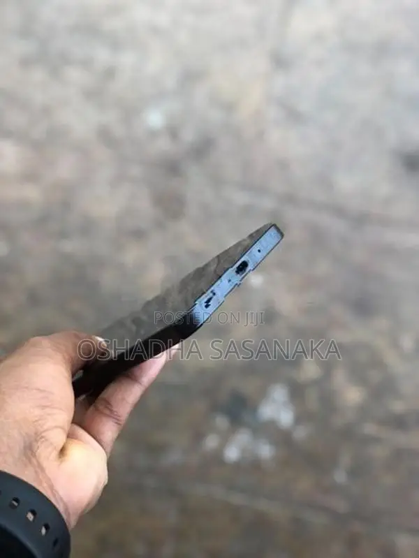 Samsung Galaxy A17 (Used)