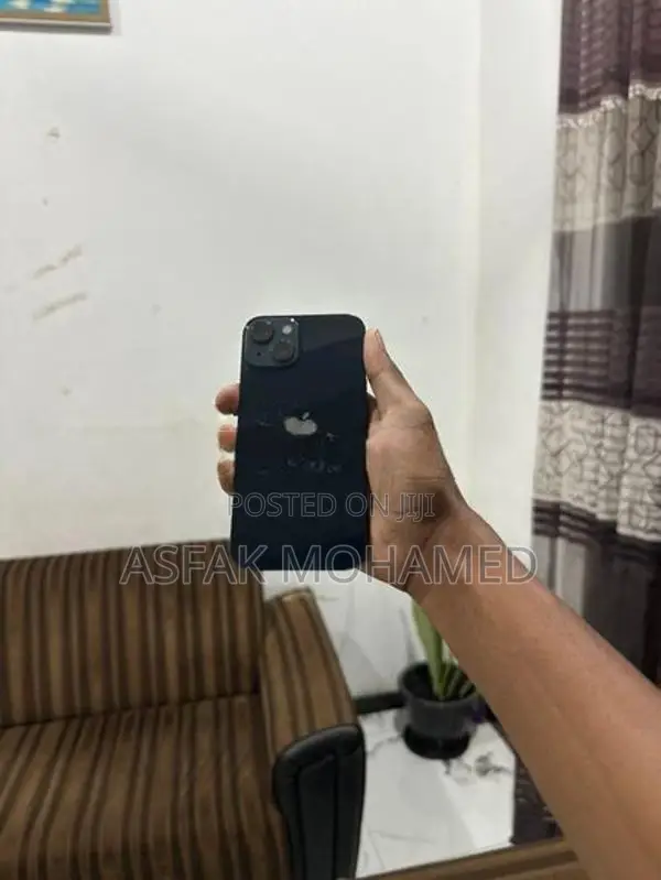Apple iPhone 13 (Used)