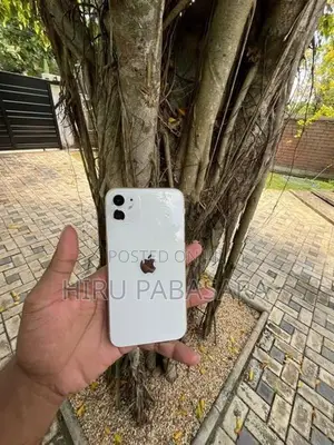 Apple iPhone 11 128GB (Used)