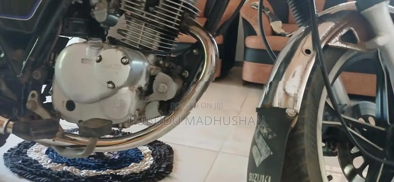 Suzuki GN 125 2000