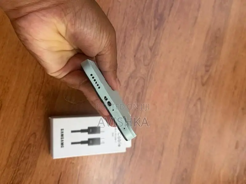 NOTHING CMF Phone 1 6GB 128GB (Used)