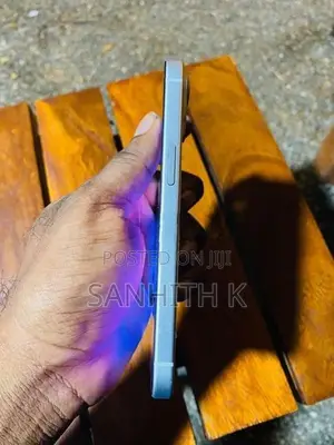 Apple iPhone 15 (Used)