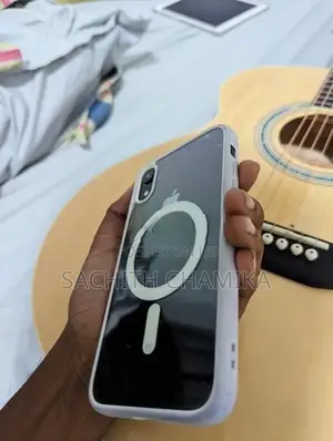 Apple iPhone XR (Used)