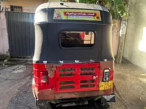 Bajaj RE 2010