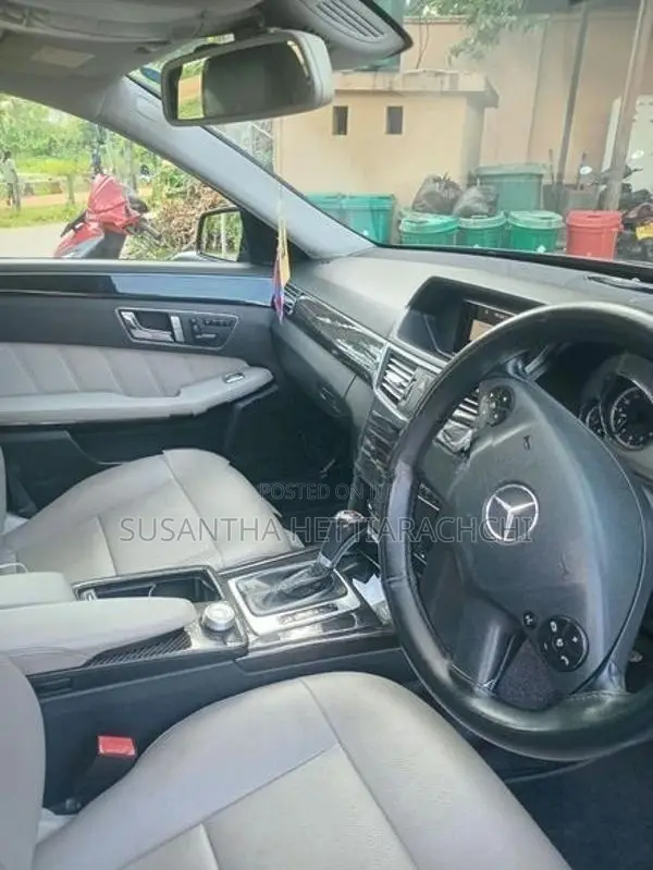 Mercedes Benz C200 2010
