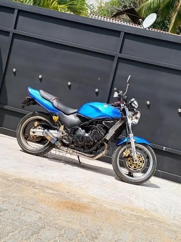 Kawasaki Balius 2000