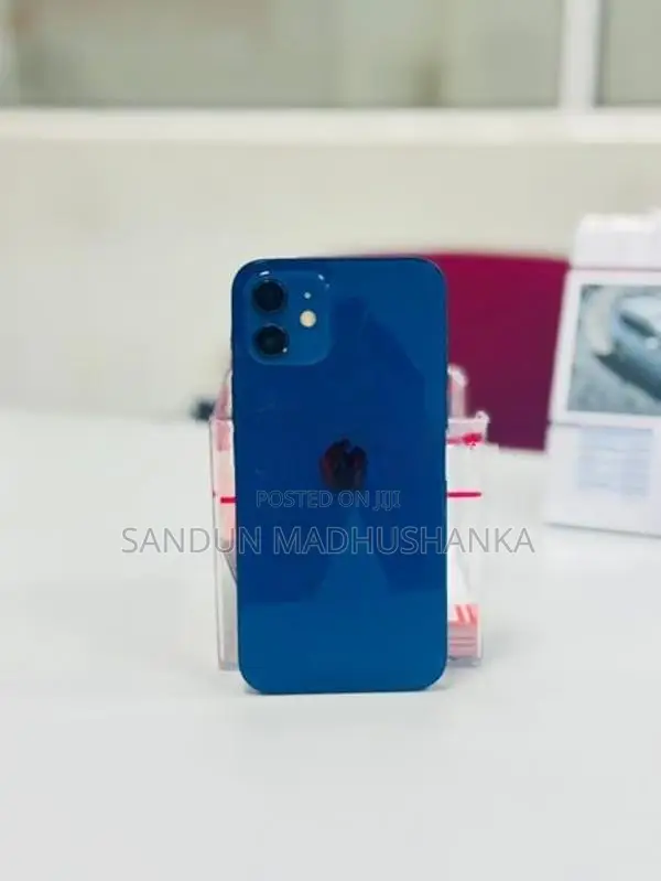 Apple iPhone 12 (Used)