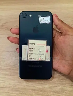 Apple iPhone 7 32GB (Used)