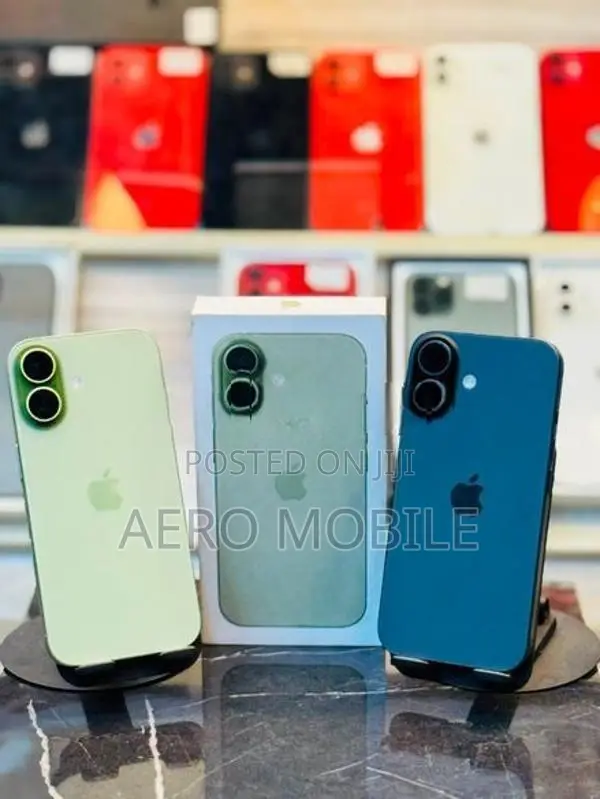 Apple iPhone 17 256GB (Used)
