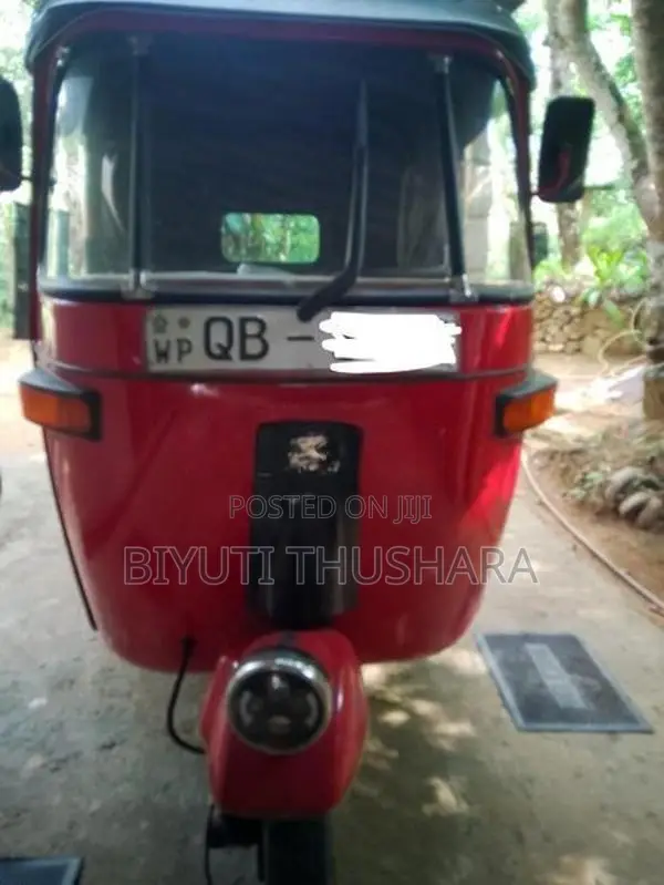 Bajaj RE 2005