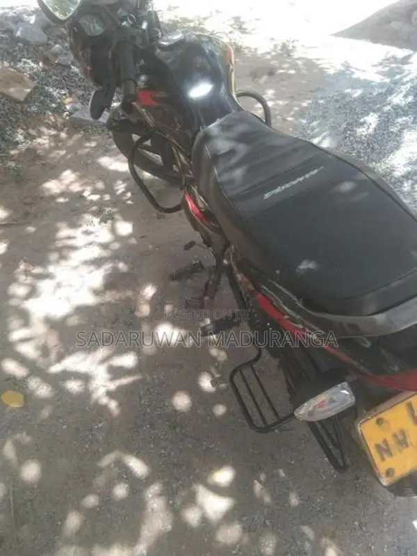 Bajaj Discover 2010