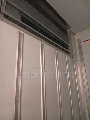Isuzu Elf Freezer 2016