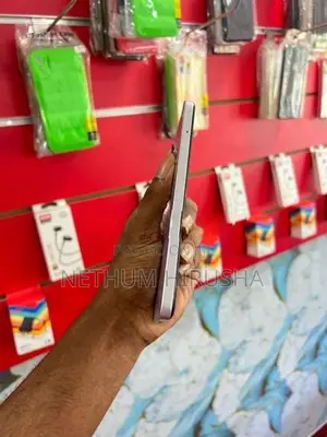 Xiaomi 12 (Used)