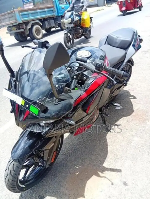 Bajaj Pulsar RS200 2026
