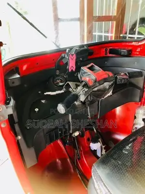 Bajaj RE 2018