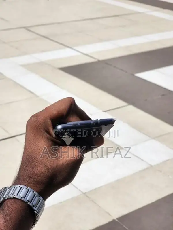 Samsung Galaxy S21 FE (Used)