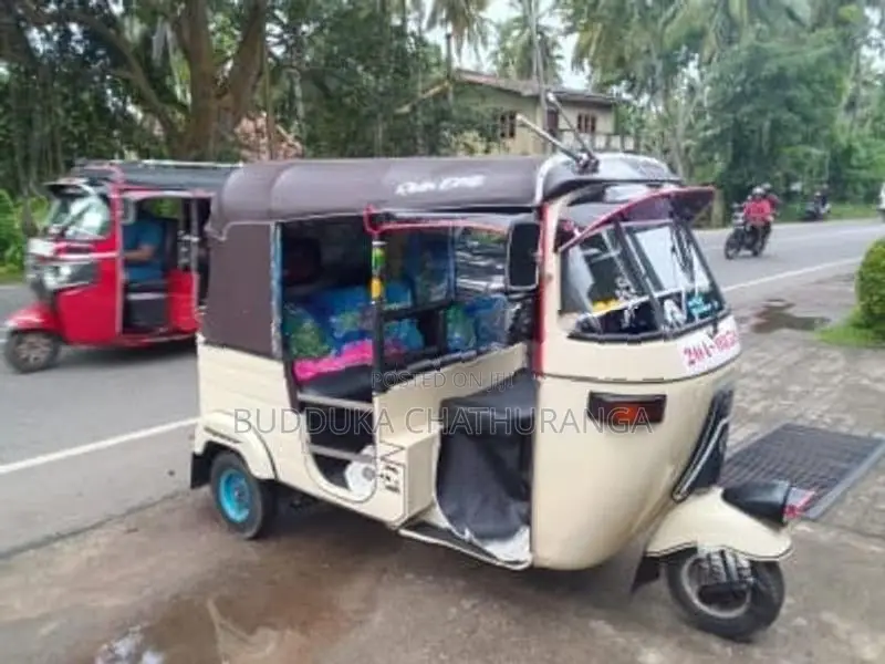 Bajaj RE 1997