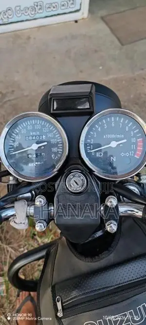Senaro GN 125 2025