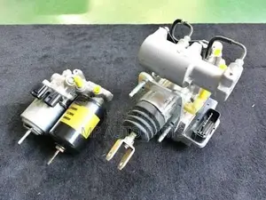 Toyota Prius 30 ABS Unit