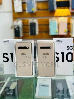 Samsung Galaxy S10 5G/256GB (Used)