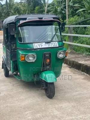 Bajaj RE 2010