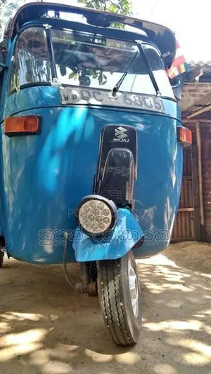 Bajaj RE 2005