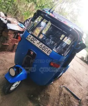 Bajaj RE 2005
