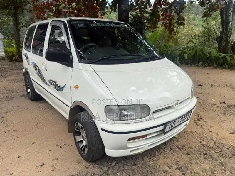 Nissan Serena 1997