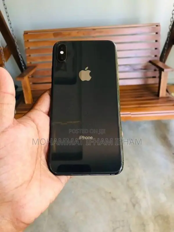 Apple iPhone XS Max (Used)