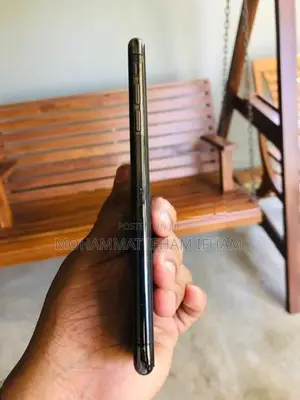 Apple iPhone XS Max (Used)
