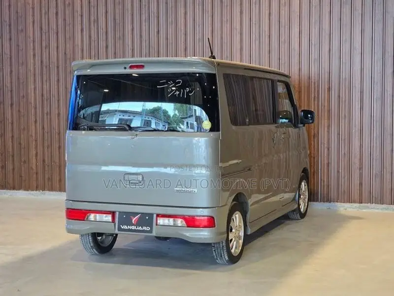 Suzuki Every 2025