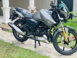 TVS Apache RTR 180 2015