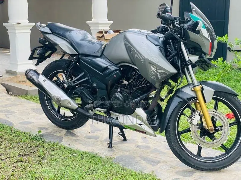TVS Apache RTR 180 2015