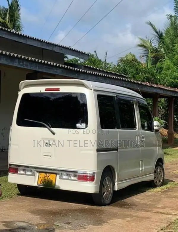 Daihatsu Attrai Wagon Turbo 2017