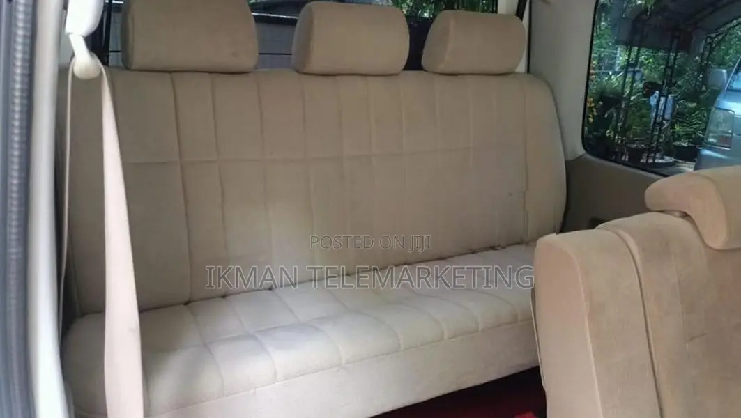 Daihatsu Attrai Wagon Turbo 2017