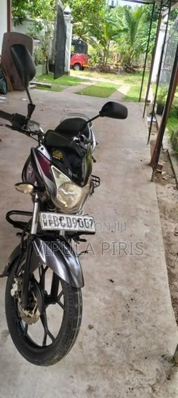 Bajaj Discover 2014