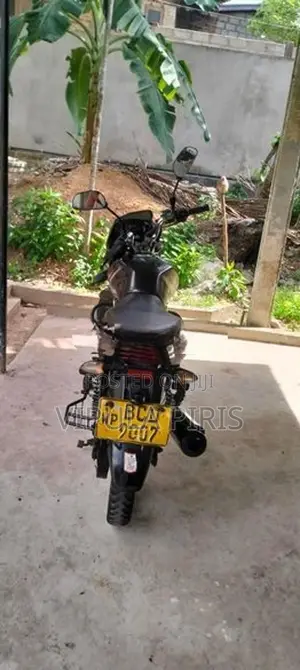 Bajaj Discover 2014