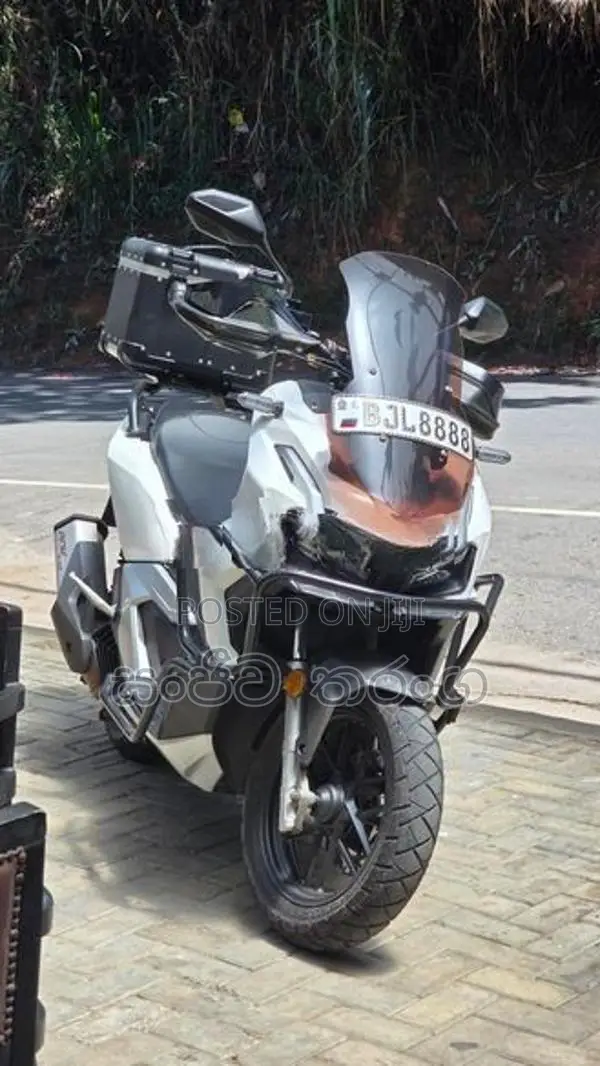 Honda ADV 160 2024