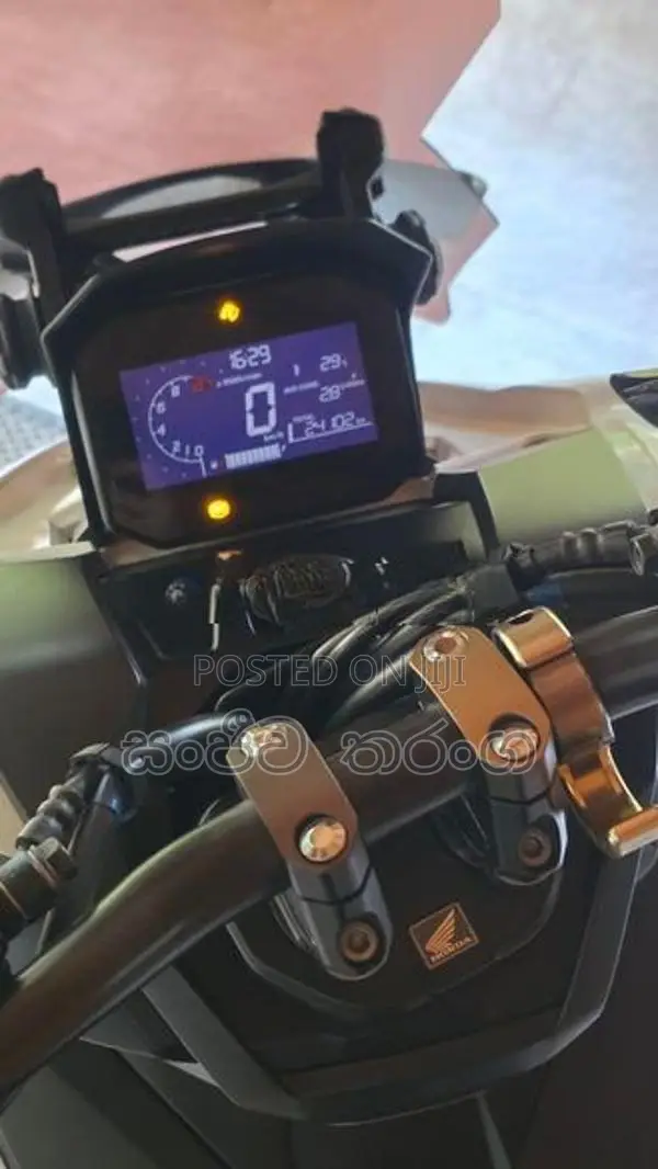Honda ADV 160 2024