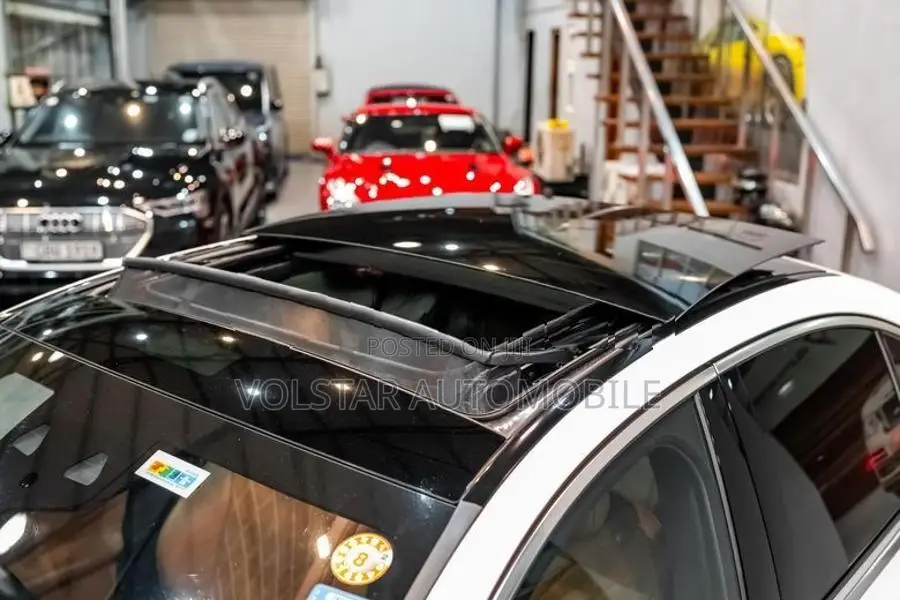 Mercedes Benz E200 2023