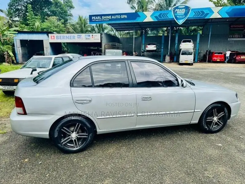 Hyundai Accent GL A 2001