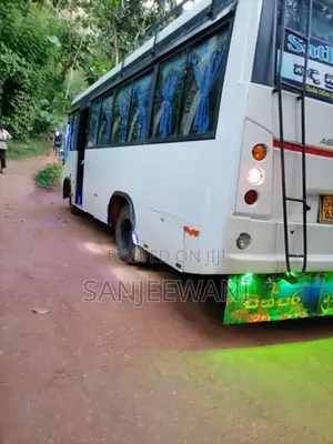 Ashok Leyland MITR 2016