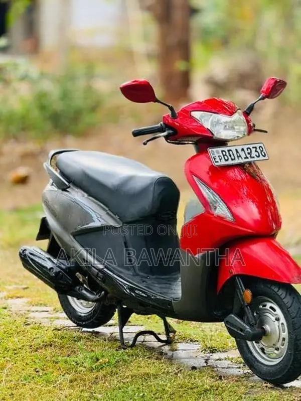 Hero Pleasure Plus 2015