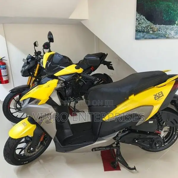 Hero XOOM 125R 2026