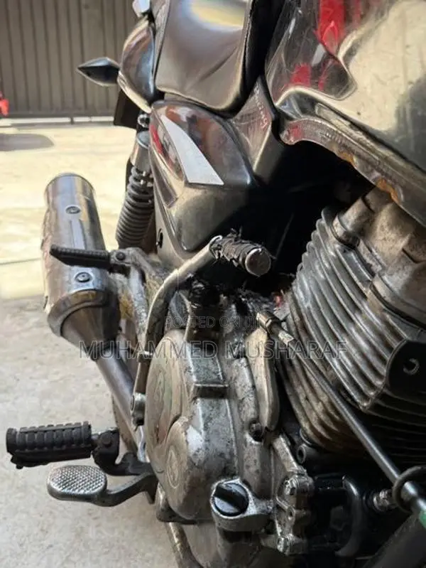 Bajaj Pulsar 150 2000