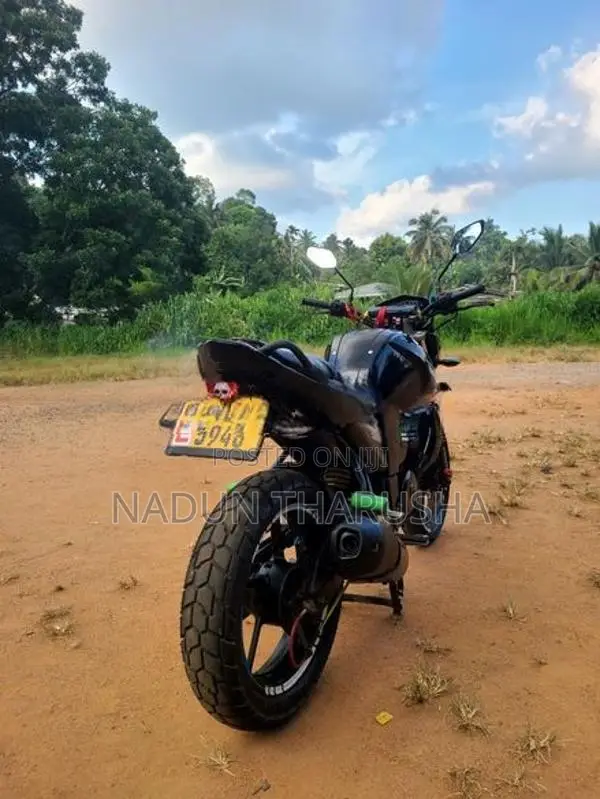 Yamaha FZS V1 2011