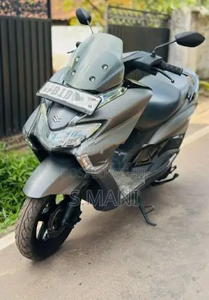 Suzuki Burgman Street 2019