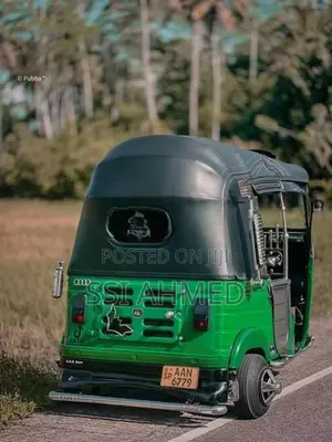 Bajaj RE 4 Storke 2014